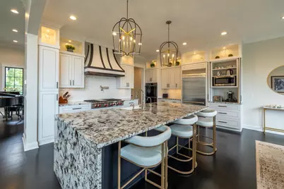 1500 Weatherhill Ridge Court SW, Rochester, MN 55902 - Photo 15