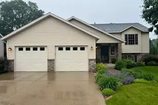 302 Peifer Dr, Litchfield, MN 55355 - Photo 1