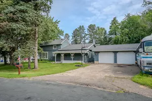 580 Davis St, Hammond, WI 54015 - Photo 1