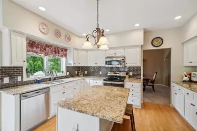 8017 Lismore Circle, Eden Prairie, MN 55347 - Photo 15