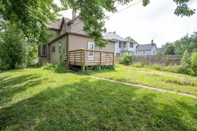 1011 Minnehaha Avenue E, Saint Paul, MN 55106 - Photo 5