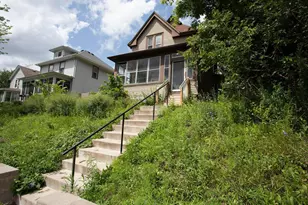 1011 Minnehaha Ave E, Saint Paul, MN 55106 - Photo 3