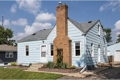 1516 Mendelssohn Avenue N, Golden Valley, MN 55427 - Photo 1