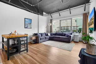 431 S 7th St, Minneapolis, MN 55415 - Photo 3