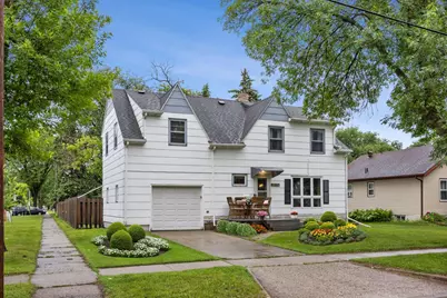 302 14th Street S, Moorhead, MN 56560 - Photo 1