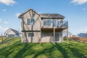 230 McCarrons Pl W, Roseville, MN 55113 - Photo 41