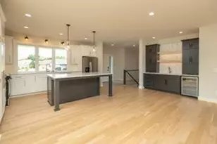 1945 Spruce Meadows Dr SE, Rochester, MN 55904 - Photo 7