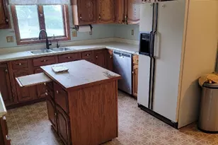 117 5th St W, Halstad, MN 56548 - Photo 3