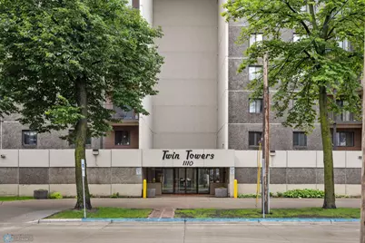 1110 3rd Avenue N #201E, Fargo, ND 58102 - Photo 3