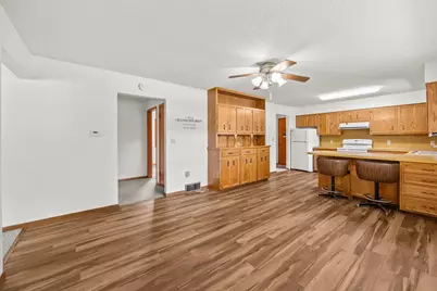 226 Ash Avenue, Bird Island, MN 55310 - Photo 7