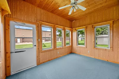 226 Ash Avenue, Bird Island, MN 55310 - Photo 13