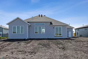 2924 Prairie Farms Cir S, Fargo, ND 58104 - Photo 43