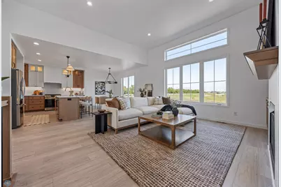 2924 Prairie Farms Circle S, Fargo, ND 58104 - Photo 9