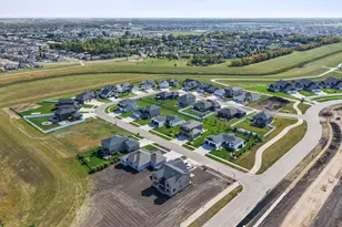 2924 Prairie Farms Cir S, Fargo, ND 58104 - Photo 59