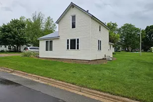 204 John St, Le Roy, MN 55951 - Photo 1