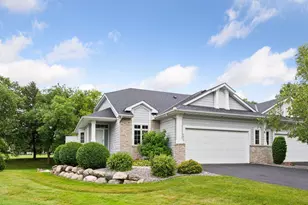 8820 Pointe Vista Dr, Victoria, MN 55386 - Photo 1