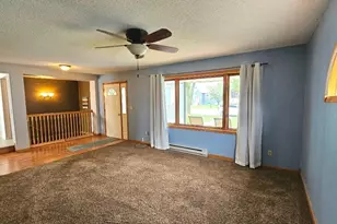 719 W 4th St, Graceville, MN 56240 - Photo 9