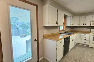 719 W 4th St, Graceville, MN 56240 - Photo 11