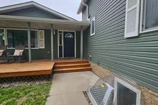 719 W 4th St, Graceville, MN 56240 - Photo 3