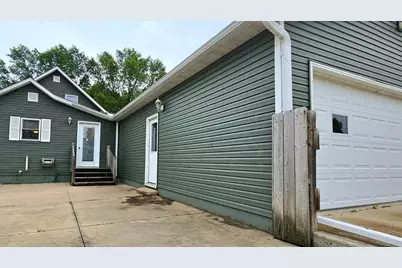 719 W 4th Street, Graceville, MN 56240 - Photo 43