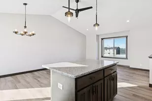 492 Coyote Way, New Richmond, WI 54017 - Photo 13