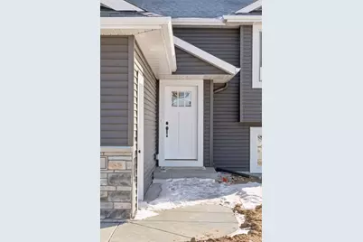 492 Coyote Way, New Richmond, WI 54017 - Photo 5