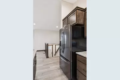 491 Coyote Way, New Richmond, WI 54017 - Photo 7