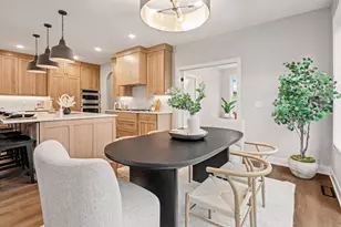 449 Bear Ct, Vadnais Heights, MN 55127 - Photo 7