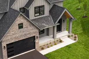 449 Bear Ct, Vadnais Heights, MN 55127 - Photo 65