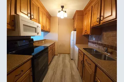 1181 Edgcumbe Road #709, Saint Paul, MN 55105 - Photo 1