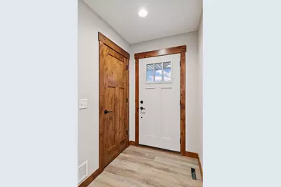 437 Coyote Way, New Richmond, WI 54017 - Photo 31