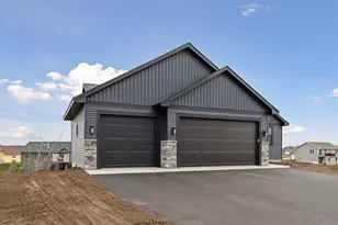 437 Coyote Way, New Richmond, WI 54017 - Photo 33