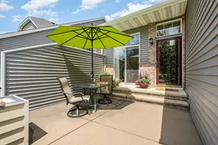 521 Spruce Dr, Hudson, WI 54016 - Photo 1