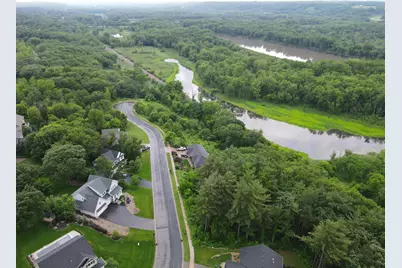 925 Riverview Lane, Belle Plaine, MN 56011 - Photo 3