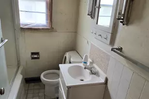 922 White St, Jackson, MN 56143 - Photo 7