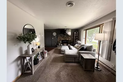 112 Orchard Circle, Montevideo, MN 56265 - Photo 11