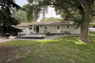 112 Orchard Cir, Montevideo, MN 56265 - Photo 59