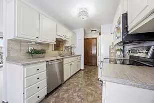 2440 15th St S, Fargo,  58103 - Photo 7