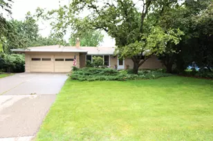 1986 Sharondale Ave, Roseville, MN 55113 - Photo 1
