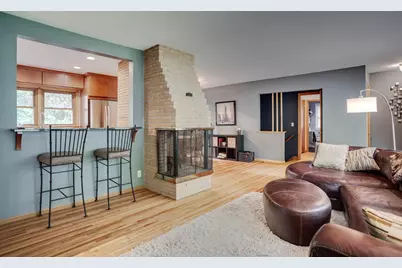 1030 Idaho Avenue N, Golden Valley, MN 55427 - Photo 1