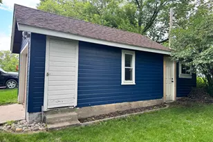 304 W Bowman St, Battle Lake, MN 56515 - Photo 23