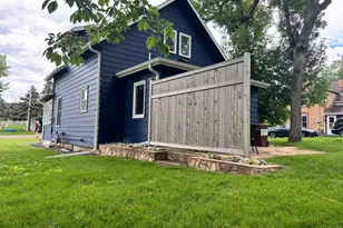 304 W Bowman St, Battle Lake, MN 56515 - Photo 27