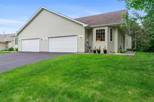 13393 Pine View Pl, Lindstrom, MN 55045 - Photo 1