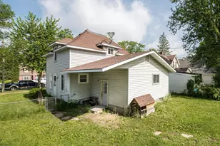 610 2nd St SW, Wadena, MN 56482 - Photo 5