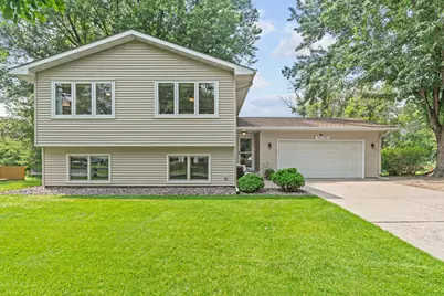 10700 Hummingbird Street NW, Coon Rapids, MN 55433 - Photo 1