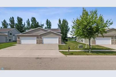 1446 45th Avenue S, Moorhead, MN 56560 - Photo 1