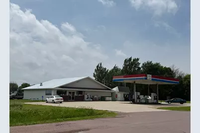 216 County Road 17 E, Comfrey, MN 56019 - Photo 1