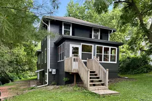 810 W Madison Street W, Saint Peter, MN 56082 - Photo 1