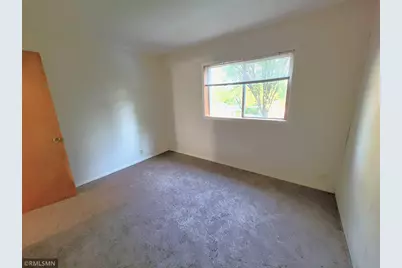 545 Birchcrest Drive #4, River Falls, WI 54022 - Photo 15