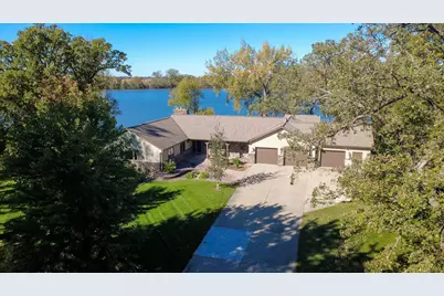 660 Lakewood Drive SW, Hutchinson, MN 55350 - Photo 29